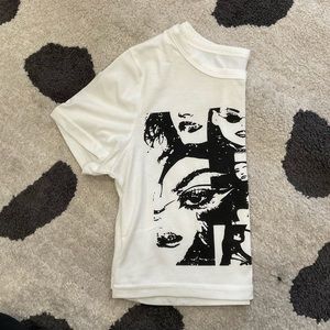While graphic baby tee